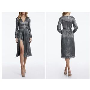 NWOT $258 Dress the Population Holly Long Sleeve Metallic Plissé Dress Medium